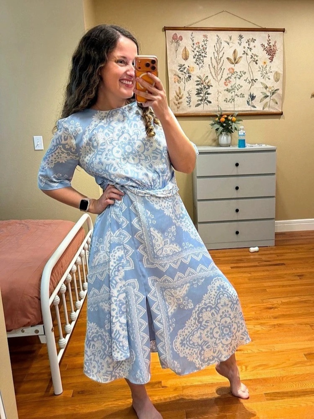 Ann Taylor Paisley Midi Dress in Blue & White Size 10 Like New
